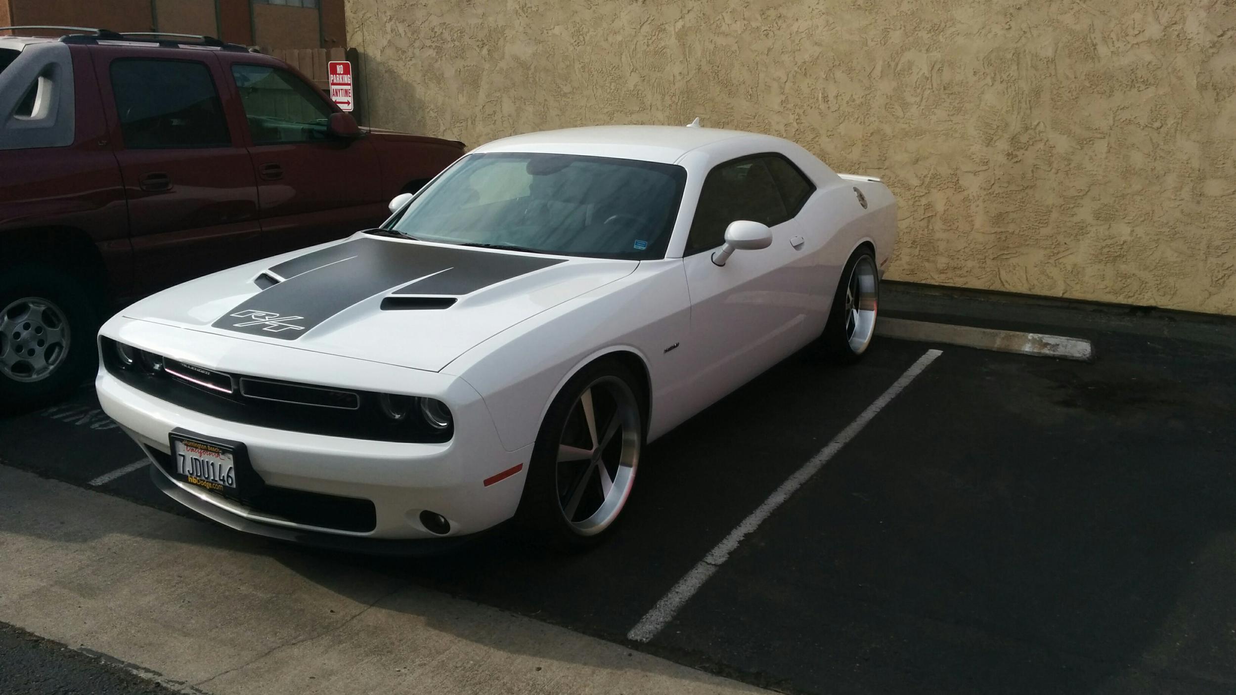 photo 3 Dodge Challenger custom wheels American Racing Nova 22x9.0, ET +15, tire size 265/35 R22. 22x11.0 ET+18 295/30 R22