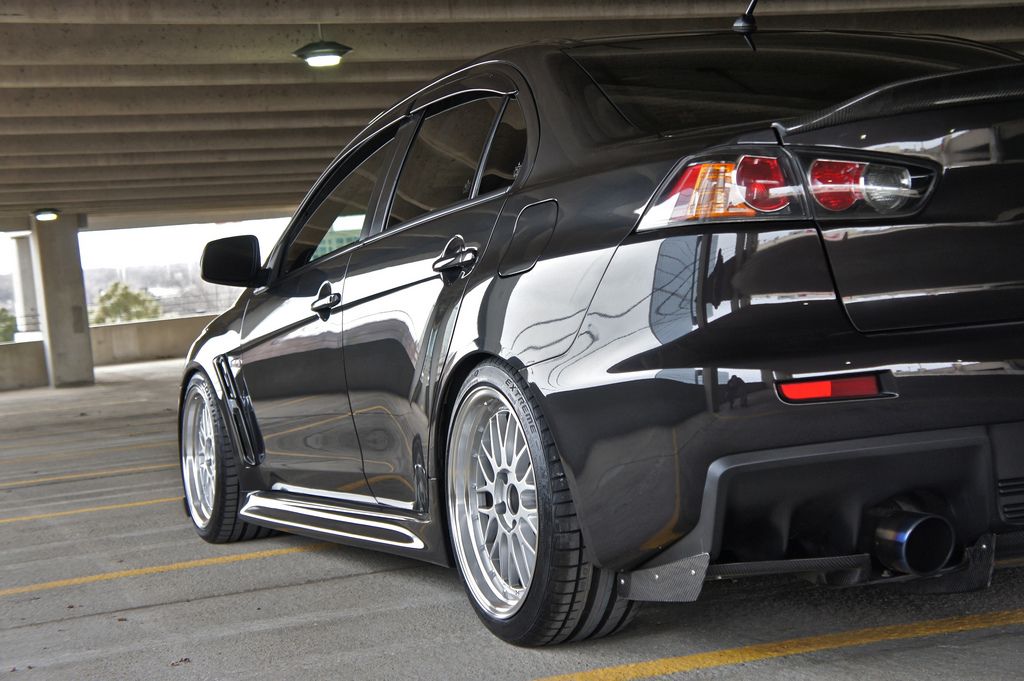 photo 1 Mitsubishi Lancer Evolution custom wheels   18x9.5, ET +12, tire size X R18. x ET 