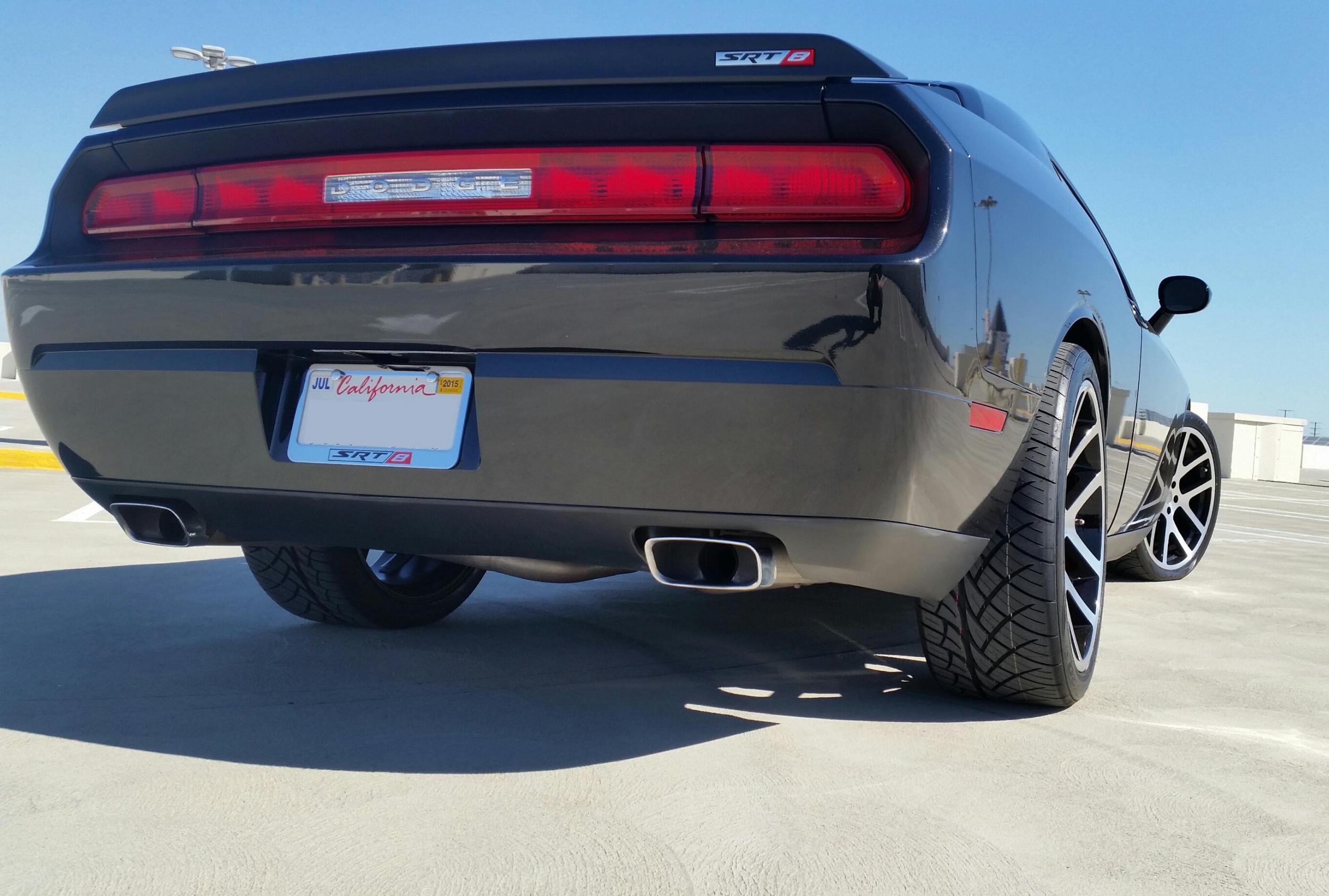 photo 3 Dodge Challenger custom wheels OEM Dodge Viper 22x9.0, ET , tire size 265/35 R22. 22x10.0 ET 285/35 R22