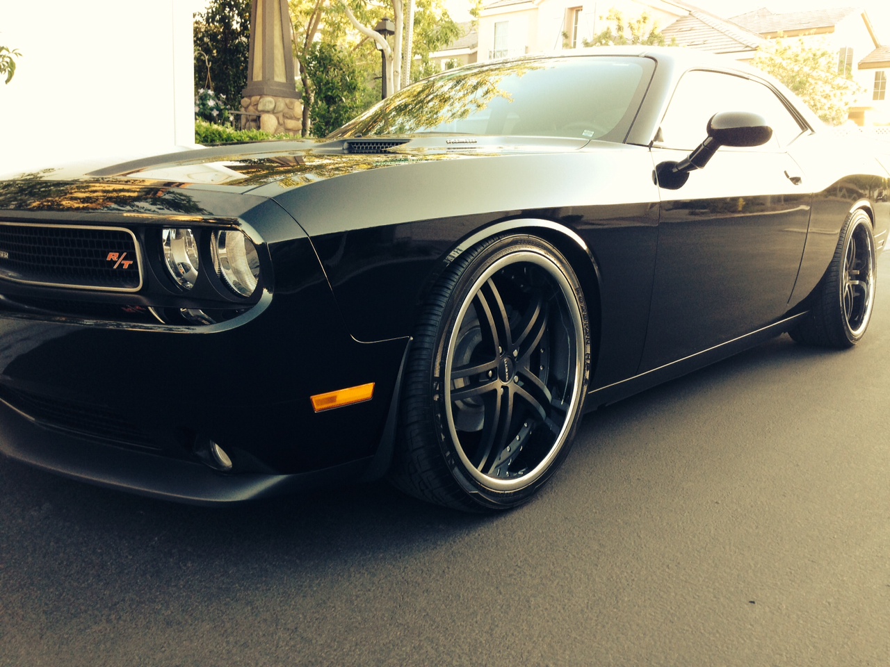 photo 1 Dodge Challenger custom wheels Zenetti Bellagio 22x, ET , tire size X R22. x ET 
