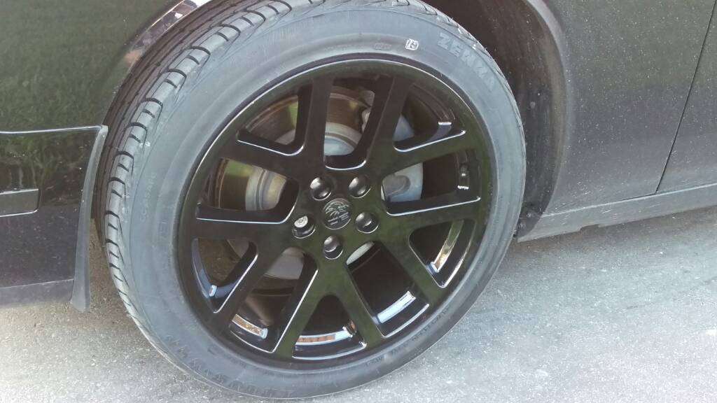 photo 1 Dodge Challenger custom wheels OEM Dodge  20x9.0, ET , tire size 245/45 R20. x ET