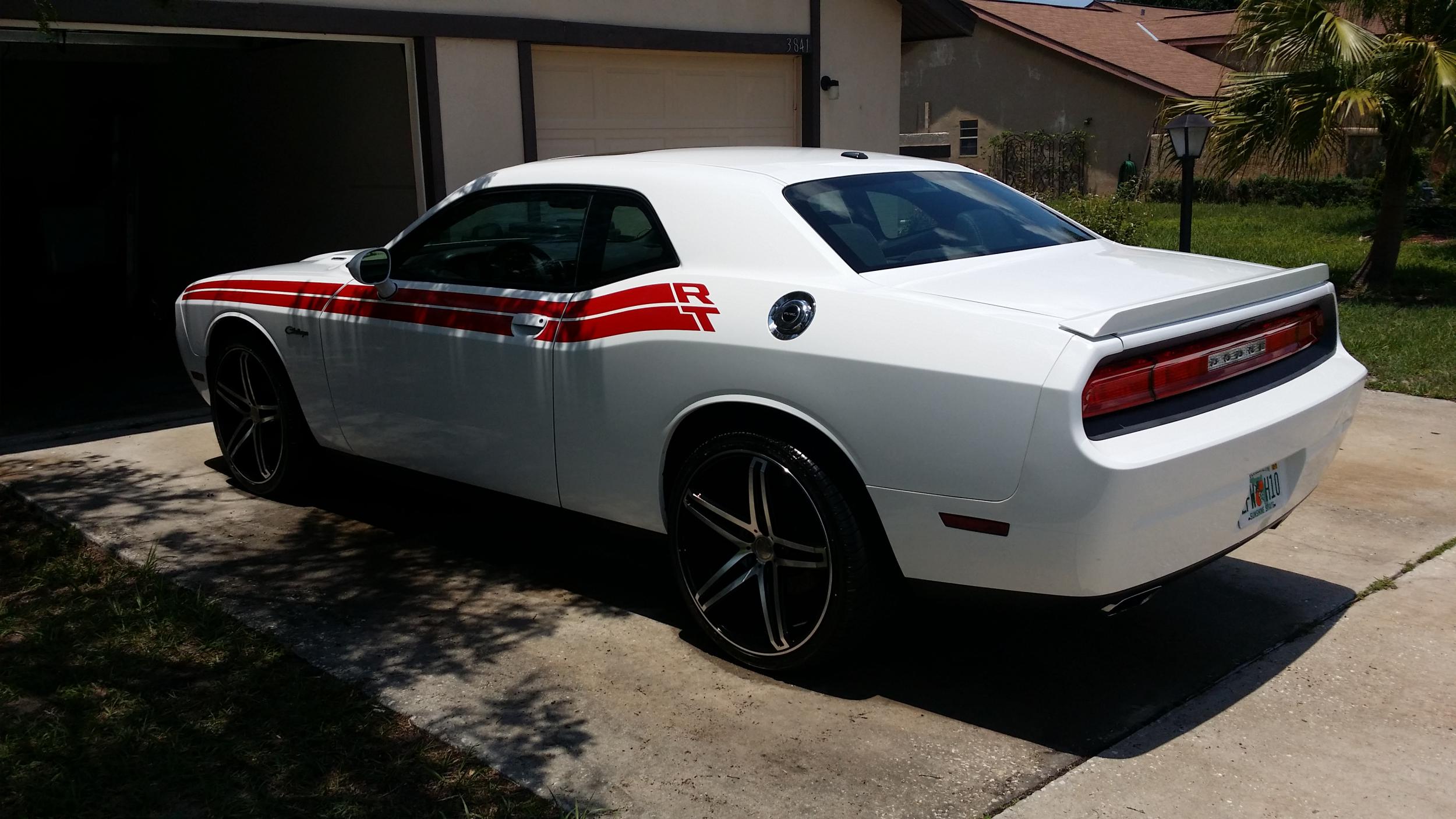 photo 2 Dodge Challenger custom wheels TIS 536MB 22x9.0, ET , tire size 265/35 R22. 22x10.5 ET 295/30 R22