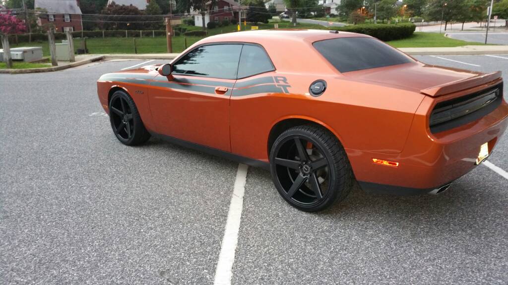photo 1 Dodge Challenger custom wheels KMC Districts 22x9.0, ET , tire size X R22. 22x10.5 ET