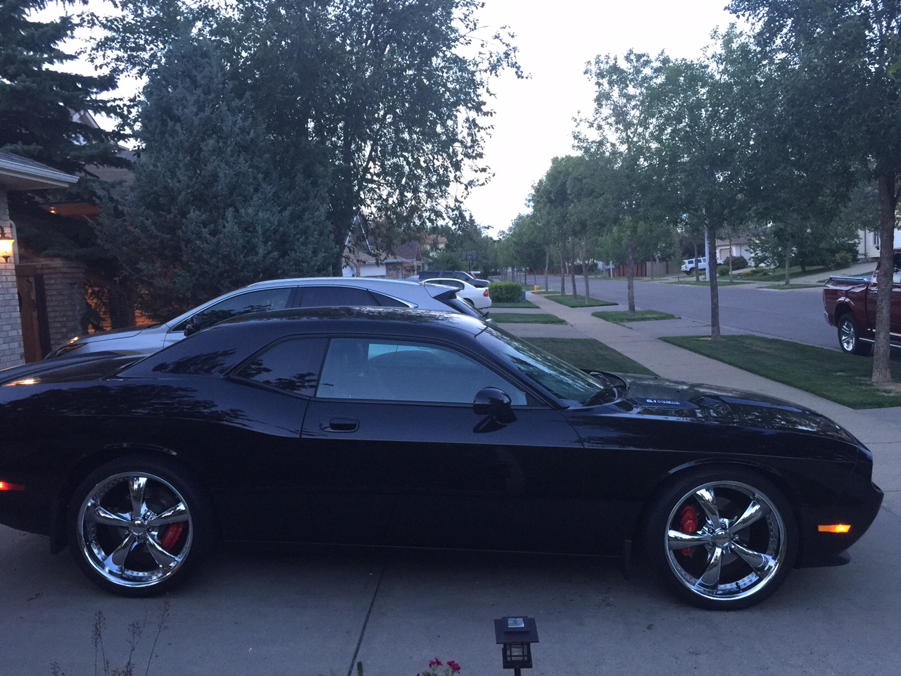 photo 3 Dodge Challenger custom wheels Zinetti  22x, ET , tire size 265/35 R22. x ET 