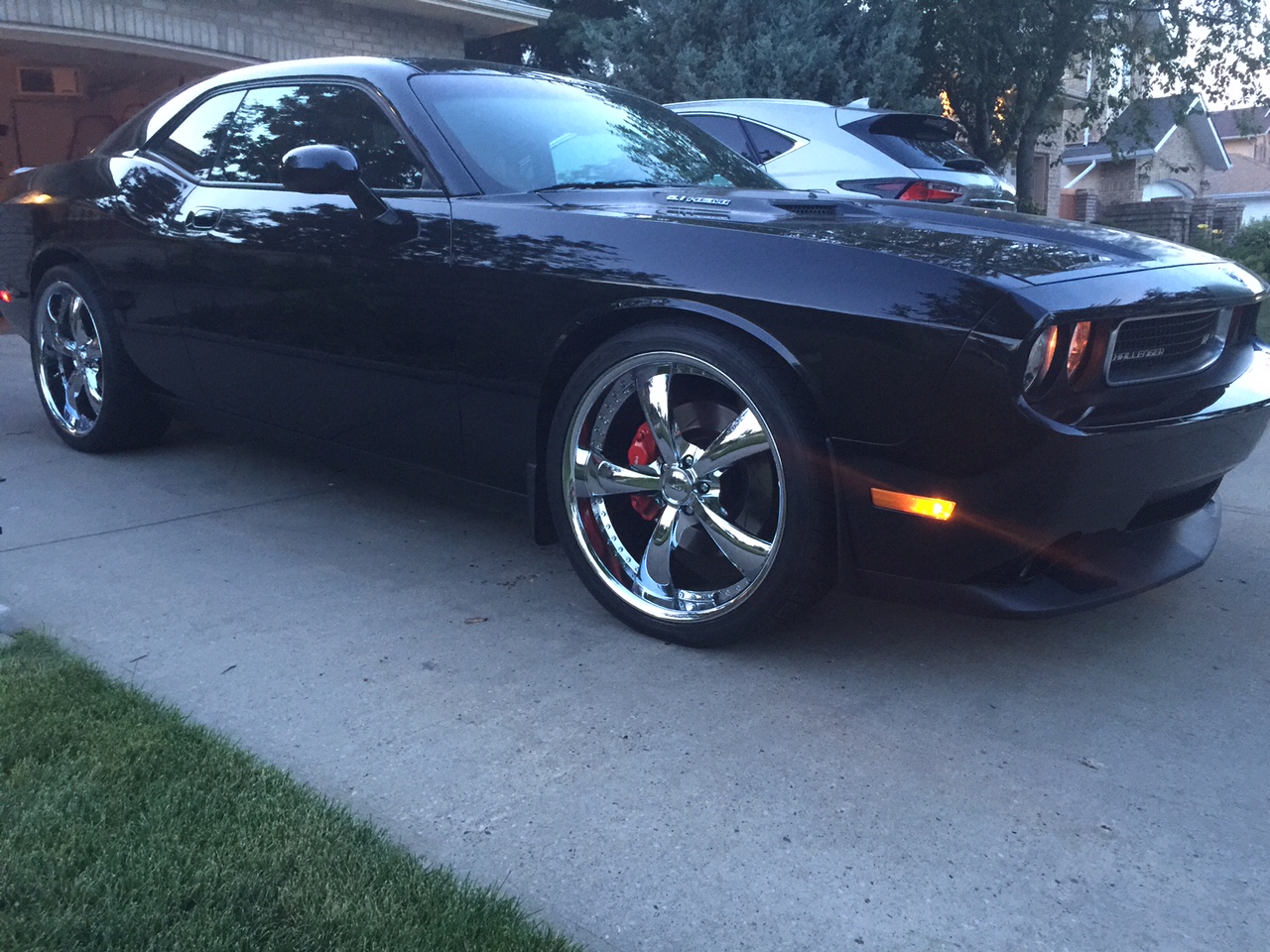 photo 1 Dodge Challenger custom wheels Zinetti  22x, ET , tire size 265/35 R22. x ET 