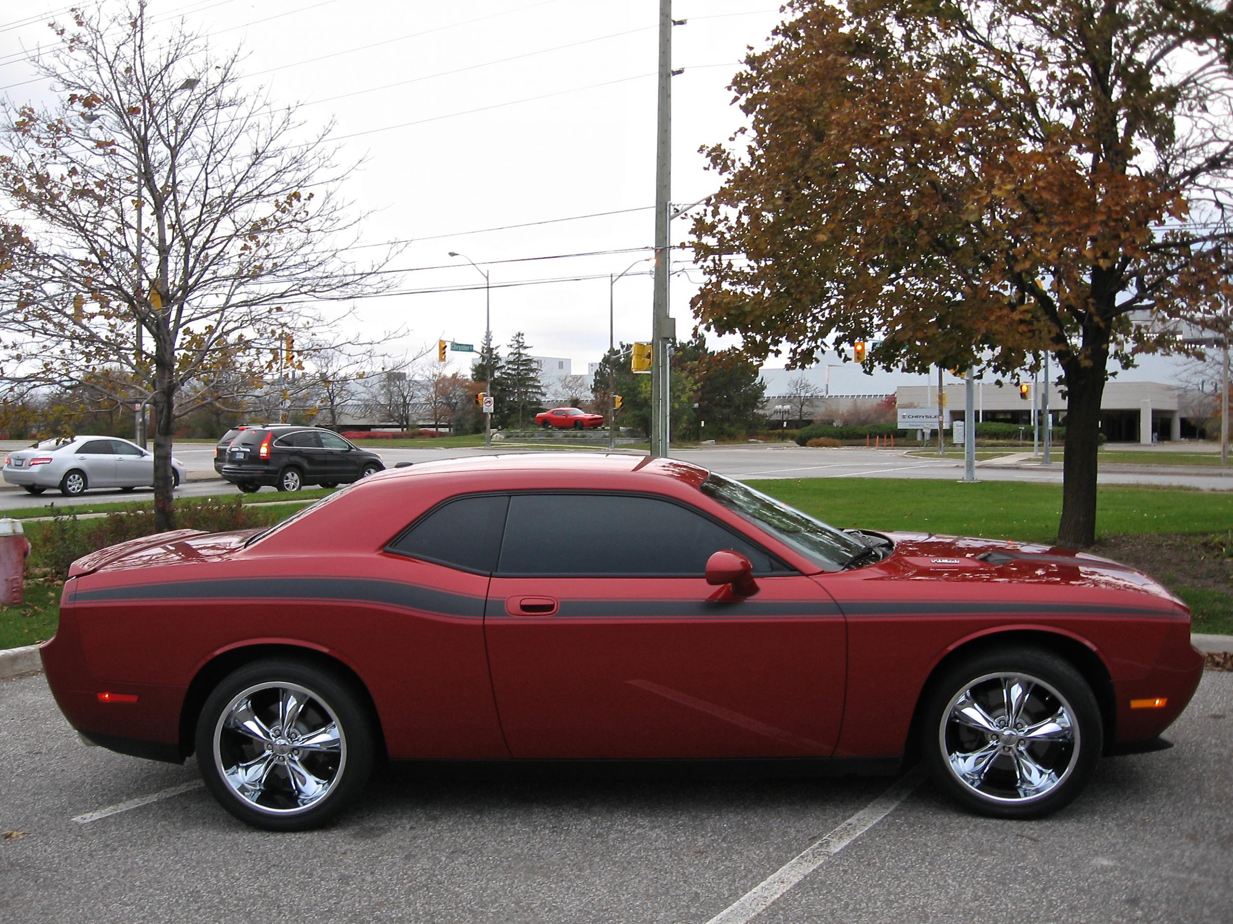 photo 3 Dodge Challenger custom wheels Foose Legend 20x8.5, ET , tire size 245/45 R20. 20x10.0 ET 275/40 R20