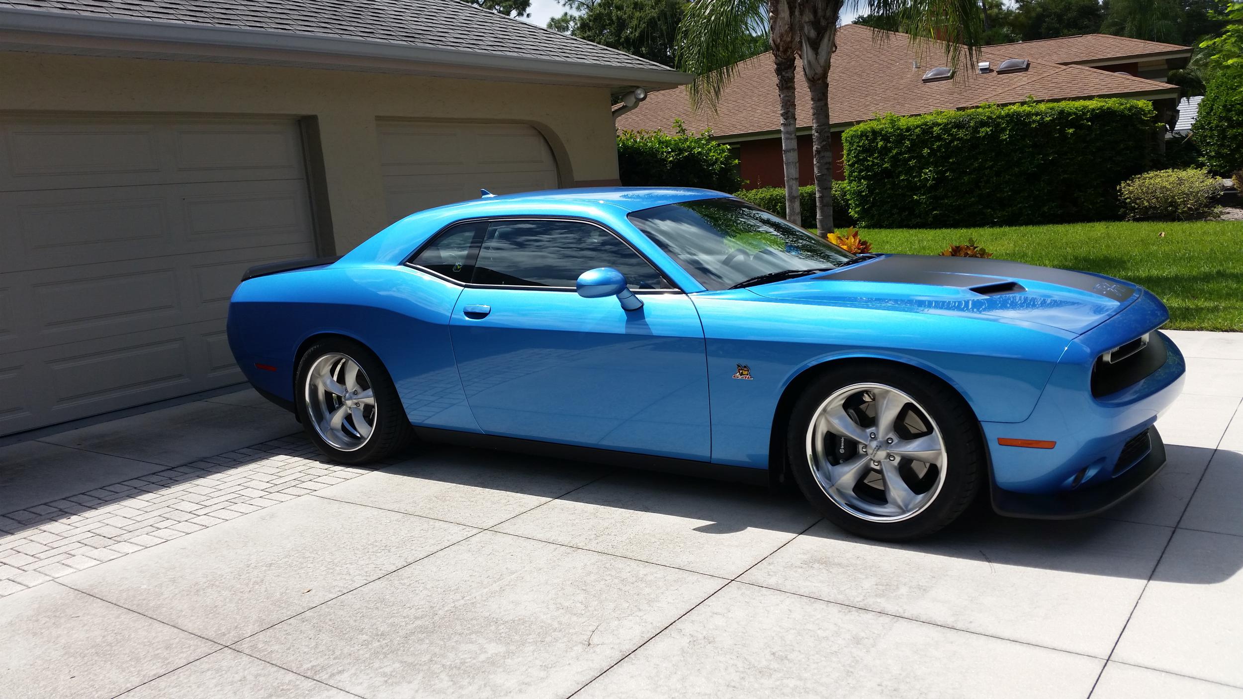 photo 2 Dodge Challenger custom wheels American Racing VN425 20x9.0, ET +20, tire size X R20. 20x10.5 ET+25