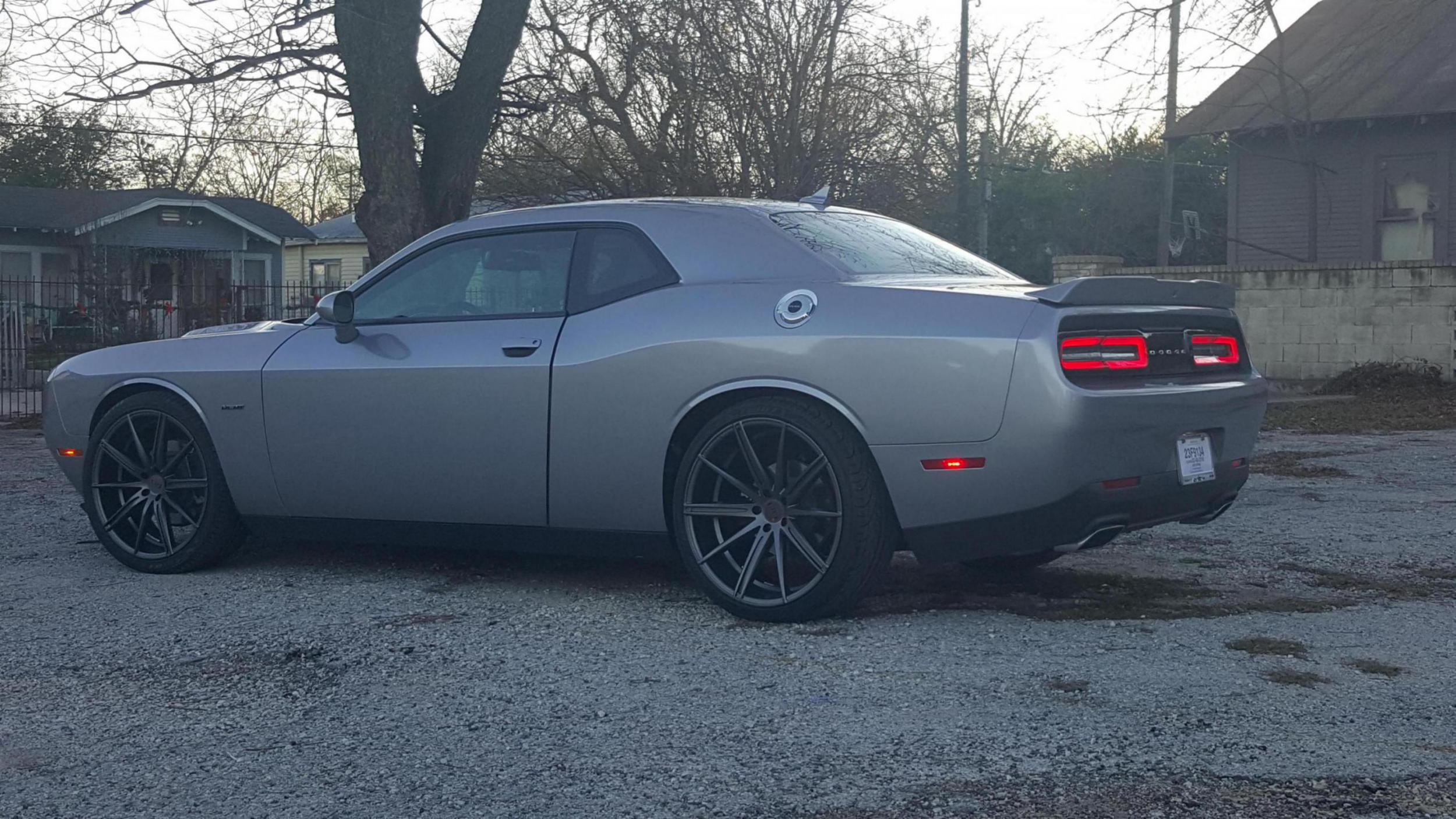 photo 2 Dodge Challenger custom wheels  BD-9 22x9.0, ET , tire size 265/35 R22. 22x10.5 ET 295/30 R22