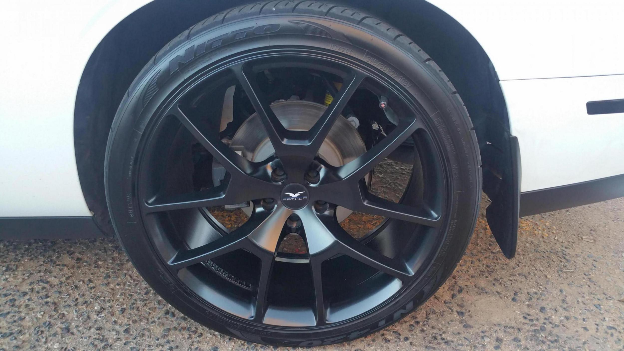 photo 1 Dodge Challenger custom wheels Fanthom FD-RA 22x9.0, ET , tire size 265/35 R22. 22x10.0 ET 295/30 R22