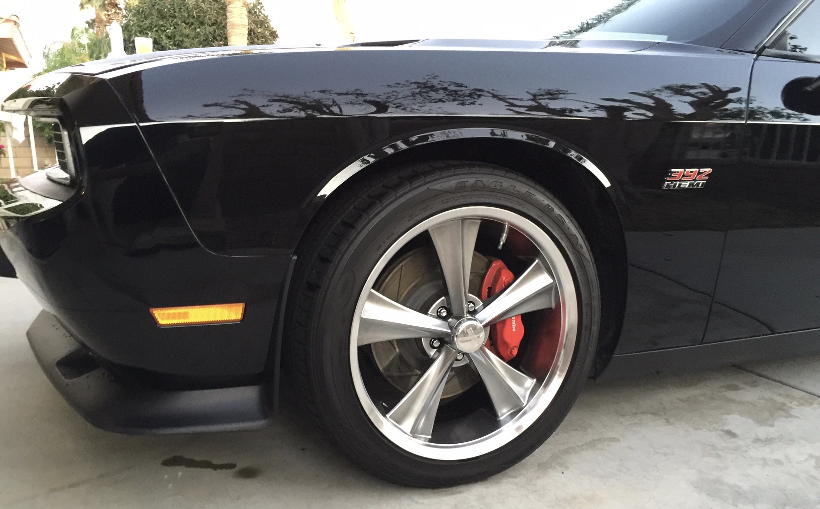 photo 1 Dodge Challenger custom wheels Rocket racing Modern Muscle Booster 20x9.0, ET +20, tire size 245/45 R20. 20x10.0 ET+24 275/40 R20