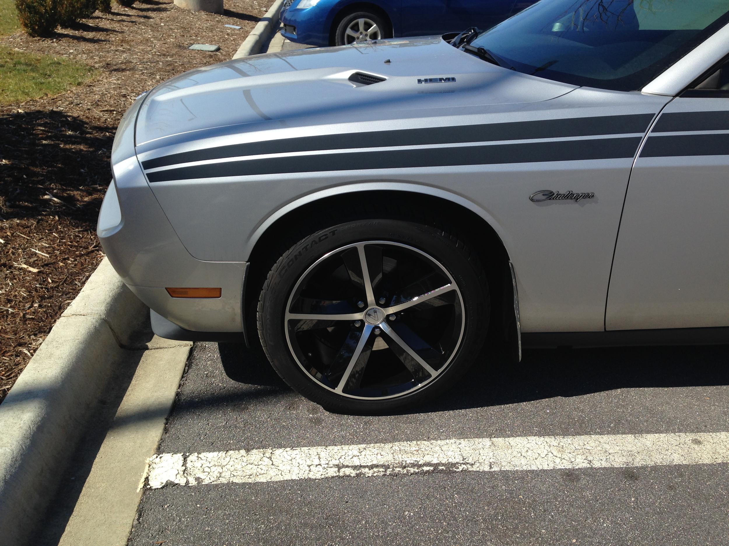 photo 2 Dodge Challenger custom wheels  Replica 20x9.0, ET , tire size X R20. x ET 