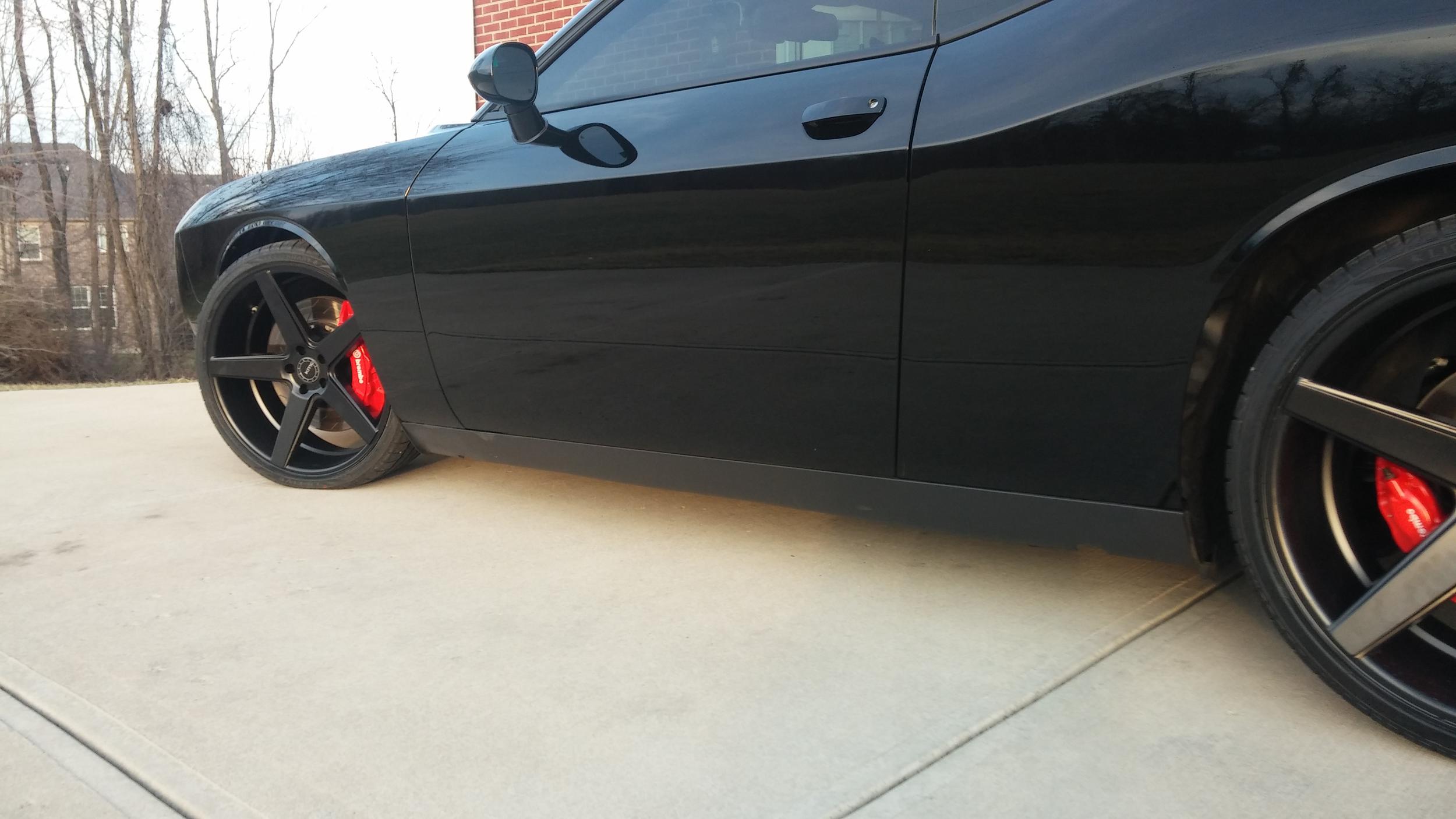 photo 1 Dodge Challenger custom wheels KMC  22x9.0, ET , tire size 265/30 R22. 22x10.5 ET 315/25 R22