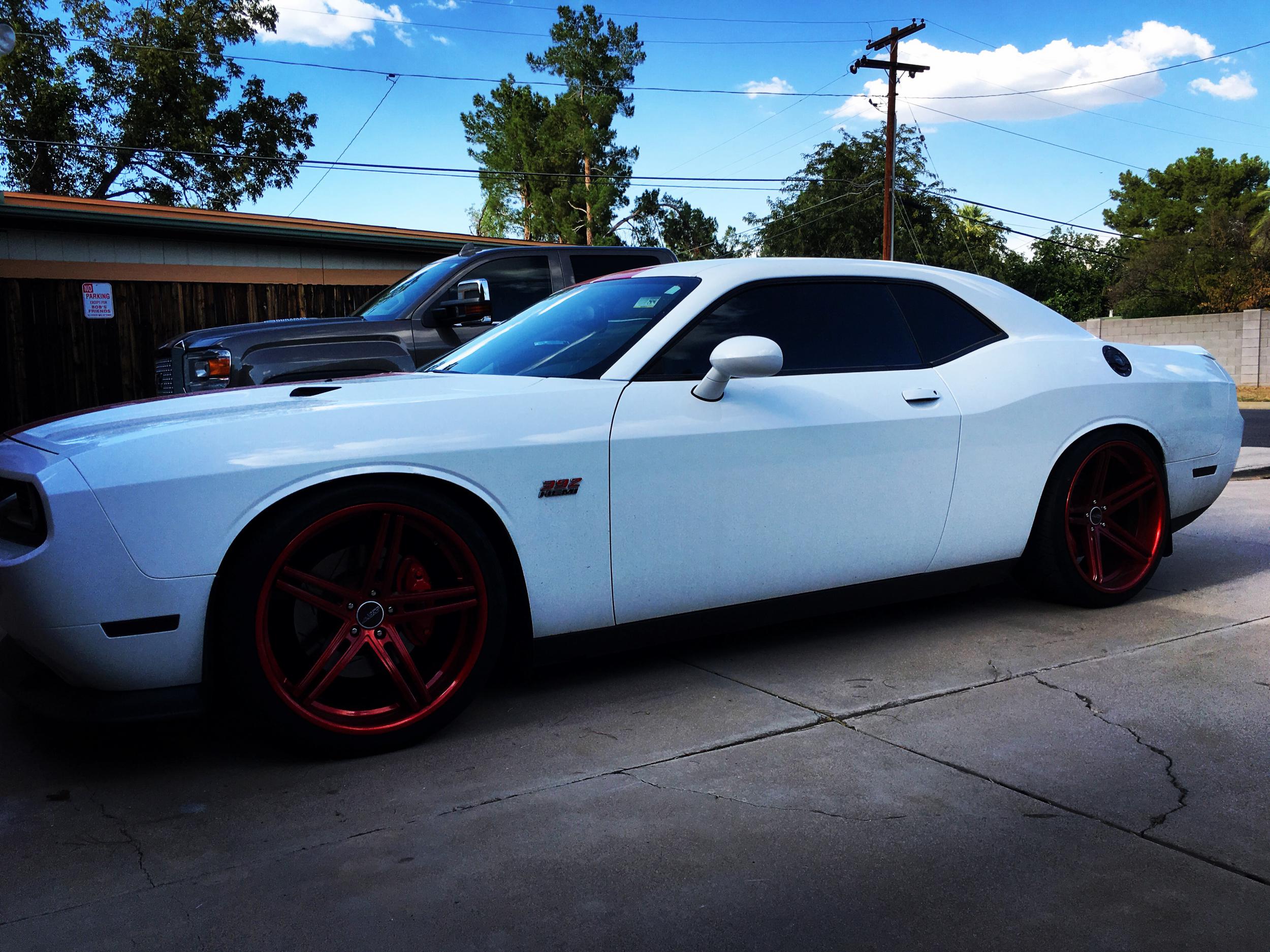 photo 2 Dodge Challenger custom wheels Lorenzo  22x9.5, ET , tire size X R22. 22x11.0 ET