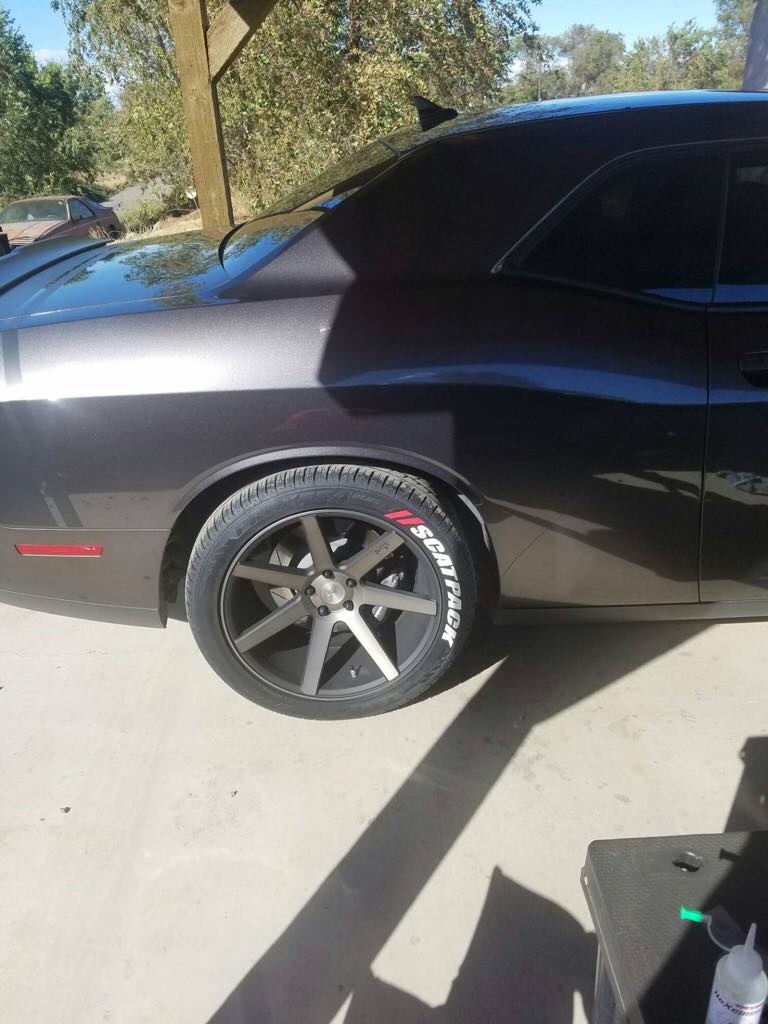 photo 2 Dodge Challenger custom wheels Niche Verona 20x9.5, ET , tire size 245/45 R20. 20x10.5 ET+20 315/35 R20