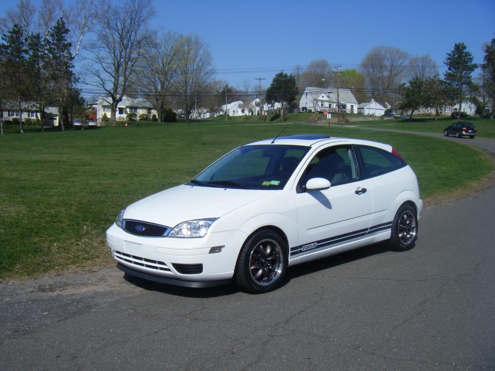 photo 1 Ford Focus custom wheels Rota RB 16x7.0, ET +40, tire size 205/50 R16. x ET
