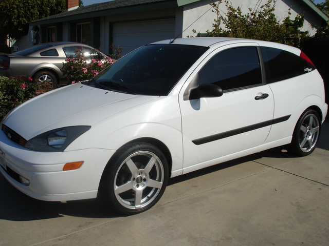 photo 1 Ford Focus custom wheels OZ Record 18x, ET +42, tire size 215/40 R18. x ET