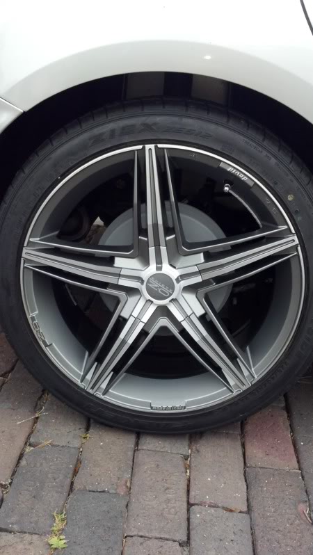 photo 2 Ford Focus custom wheels Falken 612 18x, ET , tire size 225/40 R18. x ET