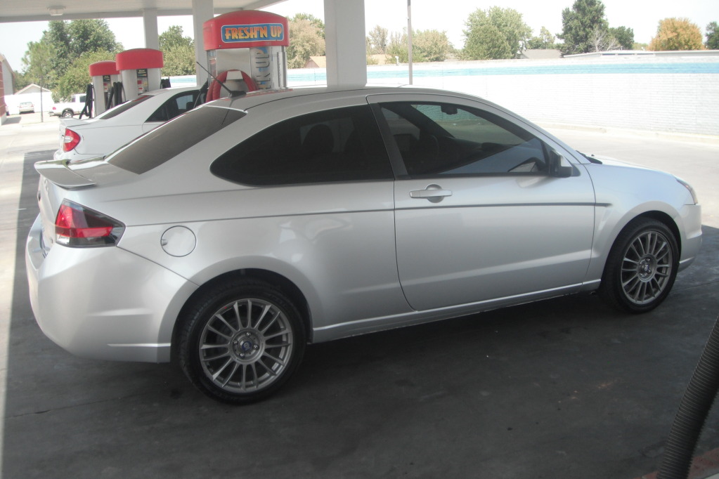 photo 2 Ford Focus custom wheels Sparco Pista 17x, ET , tire size 215/45 R17. x ET