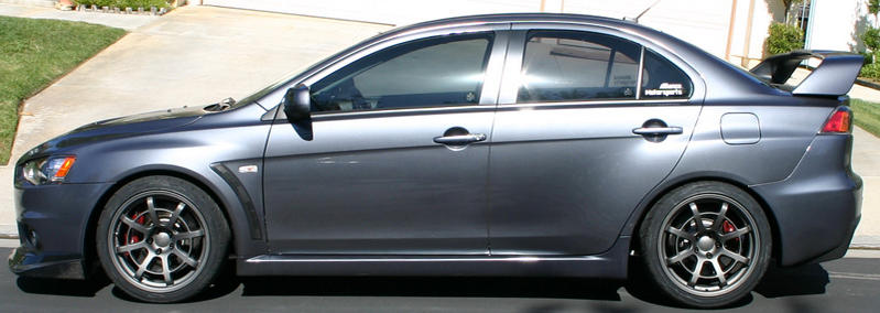 photo 2 Mitsubishi Lancer Evolution custom wheels ARK Design R8 18x9.5, ET +22, tire size 265/40 R18. x ET