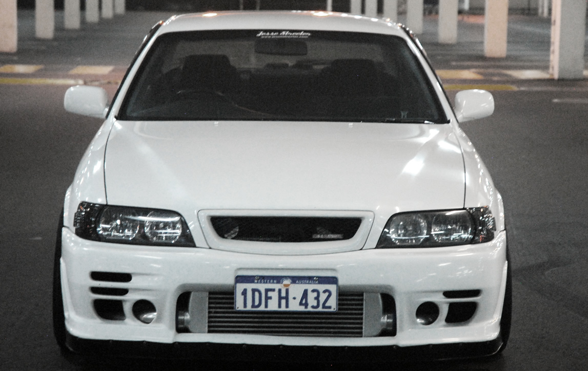 photo 8 Toyota Chaser custom wheels RAYS Gram Lights 18x9.0, ET +15, tire size 225/40 R18. 18x10.0 ET+23 235/40 R18