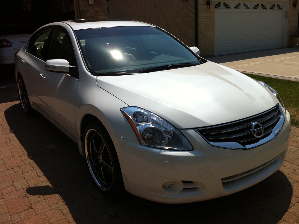 photo 2 Nissan Altima custom wheels TSW  Carthage 20x8.5, ET +40, tire size 245/35 R20. x ET