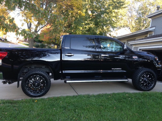photo 3 Toyota Tundra custom wheels Fuel Krank 20x, ET +20, tire size 305/55 R20. x ET