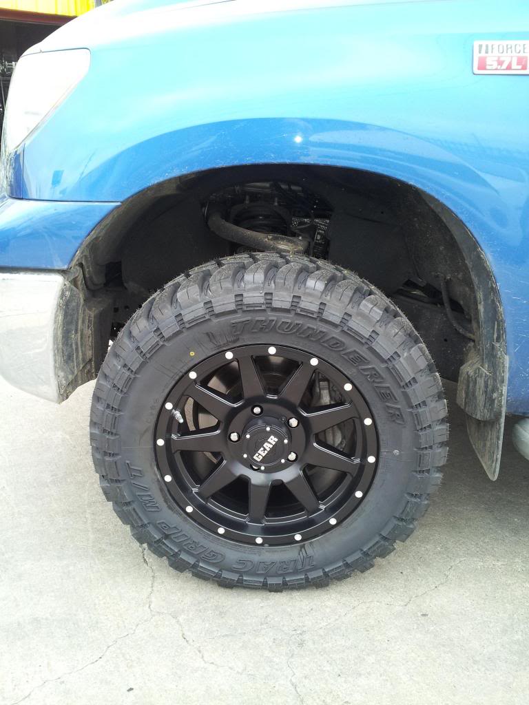 photo 2 Toyota Tundra custom wheels Gear Overdrive 18x9.0, ET +18, tire size 315/60 R18. x ET