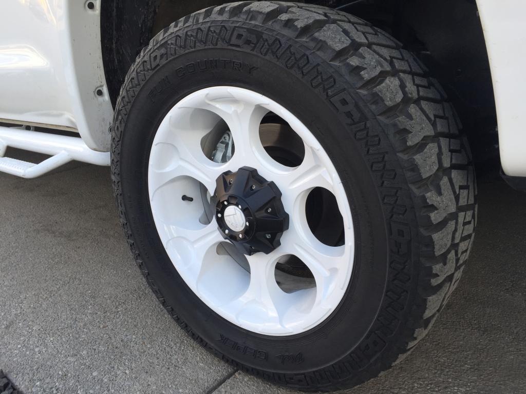 photo 1 Toyota Tundra custom wheels Fuel Dune 20x10.0, ET , tire size 305/55 R20. x ET 
