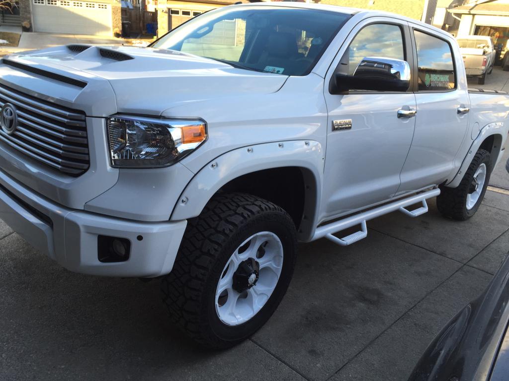 photo 2 Toyota Tundra custom wheels Fuel Dune 20x10.0, ET , tire size 305/55 R20. x ET 