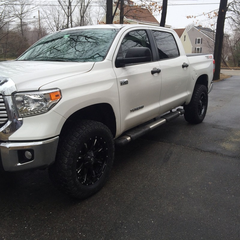 photo 1 Toyota Tundra custom wheels Fuel Nutz 20x9.0, ET +20, tire size 295/60 R20. x ET