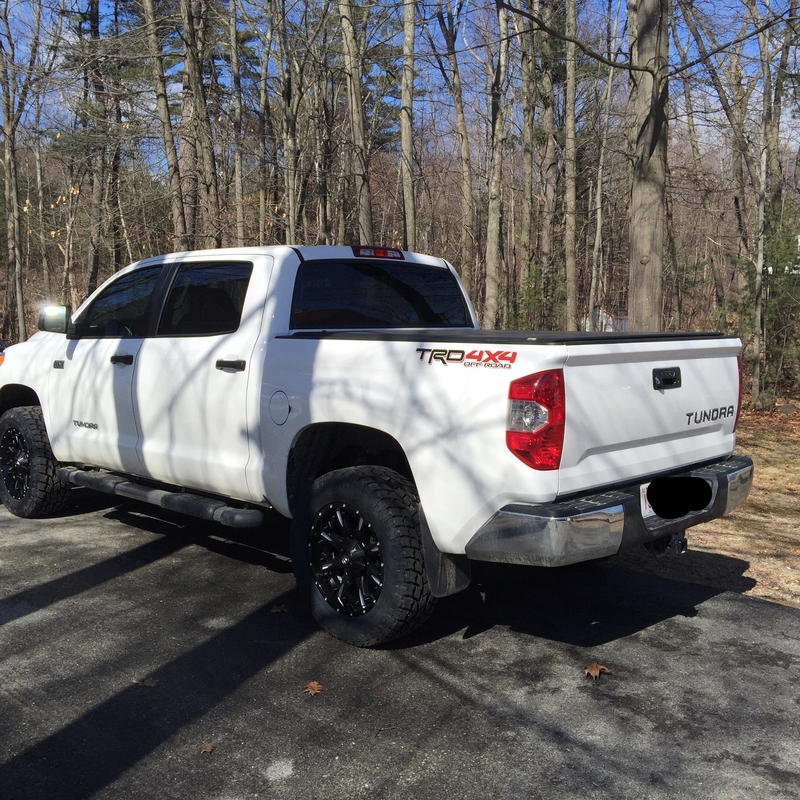 photo 2 Toyota Tundra custom wheels Fuel Nutz 20x9.0, ET +20, tire size 295/60 R20. x ET