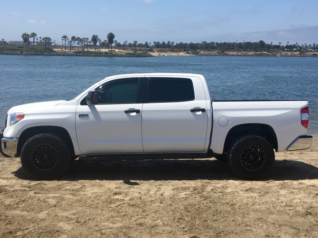 photo 1 Toyota Tundra custom wheels Method Racing NV 18x9.0, ET +25, tire size 305/65 R18. x ET