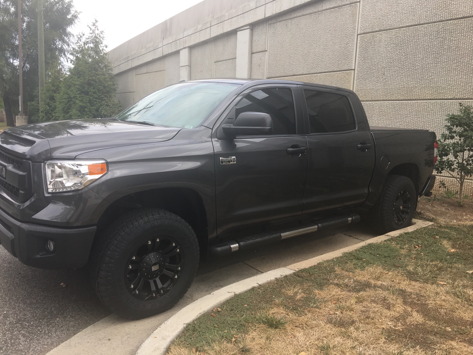 photo 1 Toyota Tundra custom wheels XD 778 Monster 18x10.0, ET +18, tire size 275/70 R18. x ET