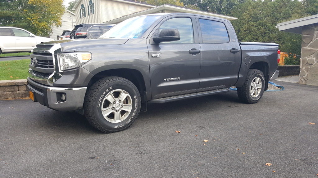 photo 1 Toyota Tundra custom wheels 18x, ET , tire size 275/70 R18. x ET