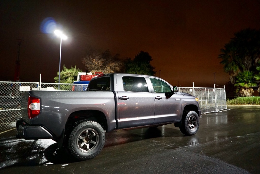 photo 3 Toyota Tundra custom wheels FN BFD 18x9.0, ET +12, tire size 305/65 R18. x ET