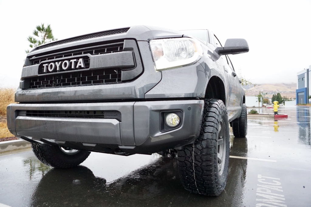 photo 5 Toyota Tundra custom wheels FN BFD 18x9.0, ET +12, tire size 305/65 R18. x ET