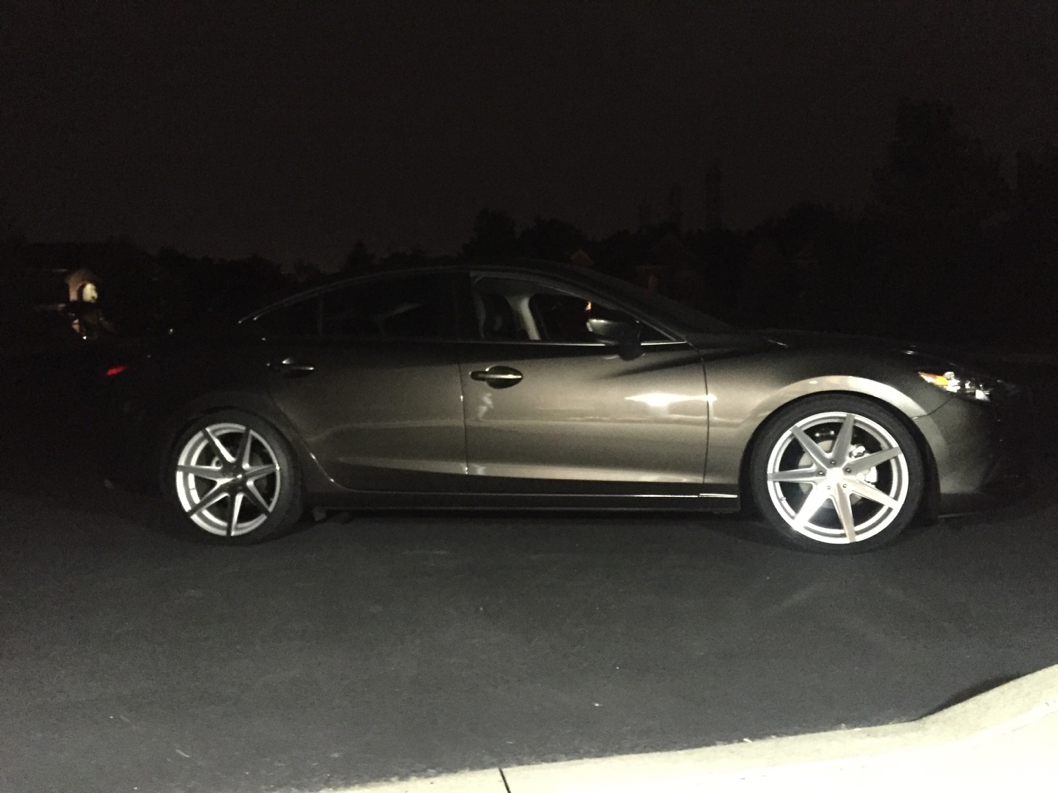 photo 4 Mazda Mazda6 custom wheels Rohana   20x10.0, ET , tire size 255/35 R20. x ET