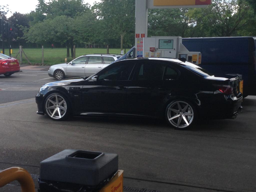 photo 1 BMW M5 custom wheels Rohana RC7 20x10.0, ET , tire size 255/35 R20. 20x11.0 ET 285/40 R20