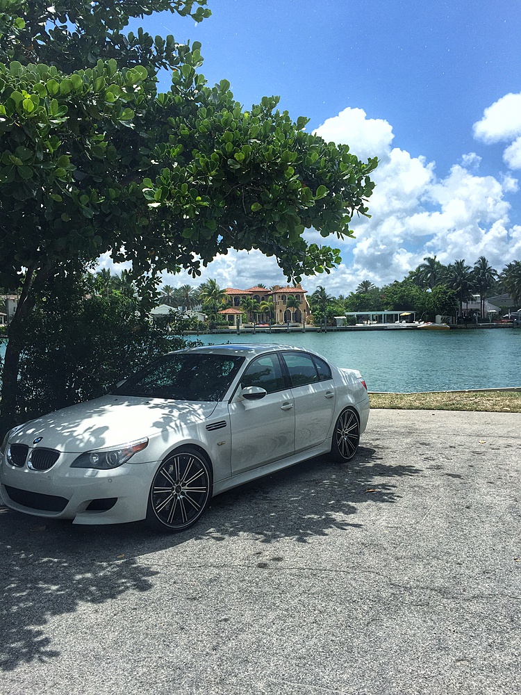 photo 2 BMW M5 custom wheels 22x, ET , tire size X R22. x ET
