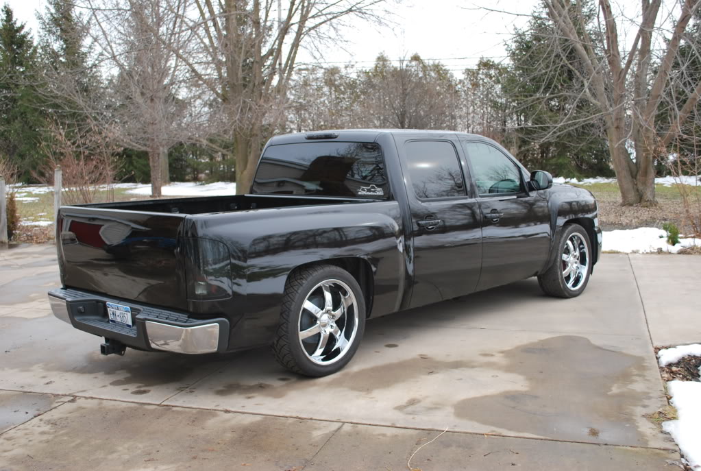 photo 2 Chevrolet Silverado 1500 custom wheels Boss 330 22x9.0, ET , tire size 285/40 R22. x ET