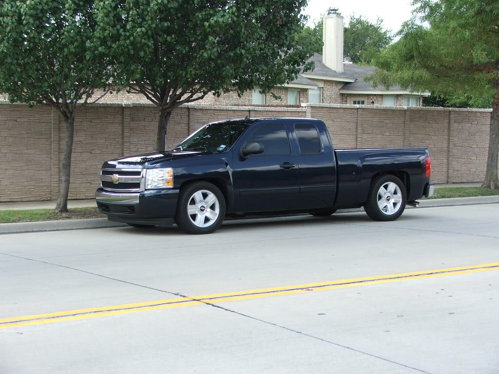 photo 4 Chevrolet Silverado 1500 custom wheels OEM Chevrolet 20x, ET , tire size 275/55 R20. x ET