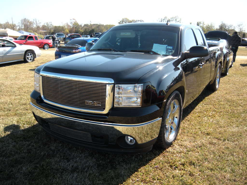 photo 1 GMC Sierra 3500 custom wheels SSS  20x, ET , tire size 275/55 R20. x ET 