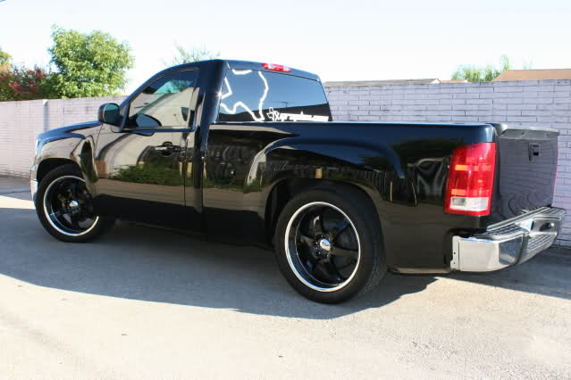 photo 1 Chevrolet Silverado 1500 custom wheels 22x, ET , tire size 305/40 R22. x ET