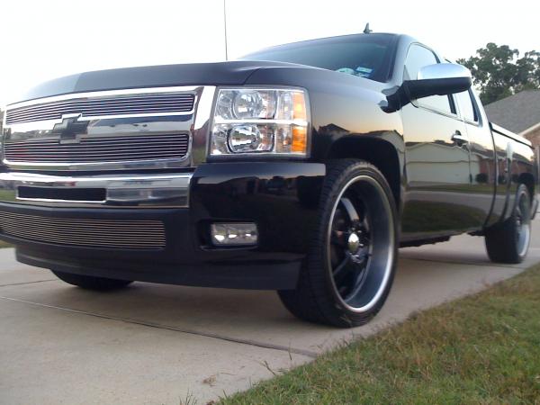 photo 1 Chevrolet Silverado 2500HD custom wheels 24x, ET , tire size 295/35 R24. x ET