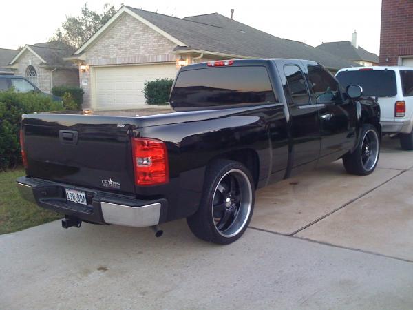 photo 3 Chevrolet Silverado 2500HD custom wheels 24x, ET , tire size 295/35 R24. x ET