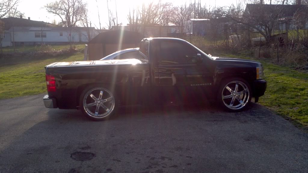 photo 3 Chevrolet Silverado 2500HD custom wheels 24x10.0, ET , tire size 295/35 R24. x ET