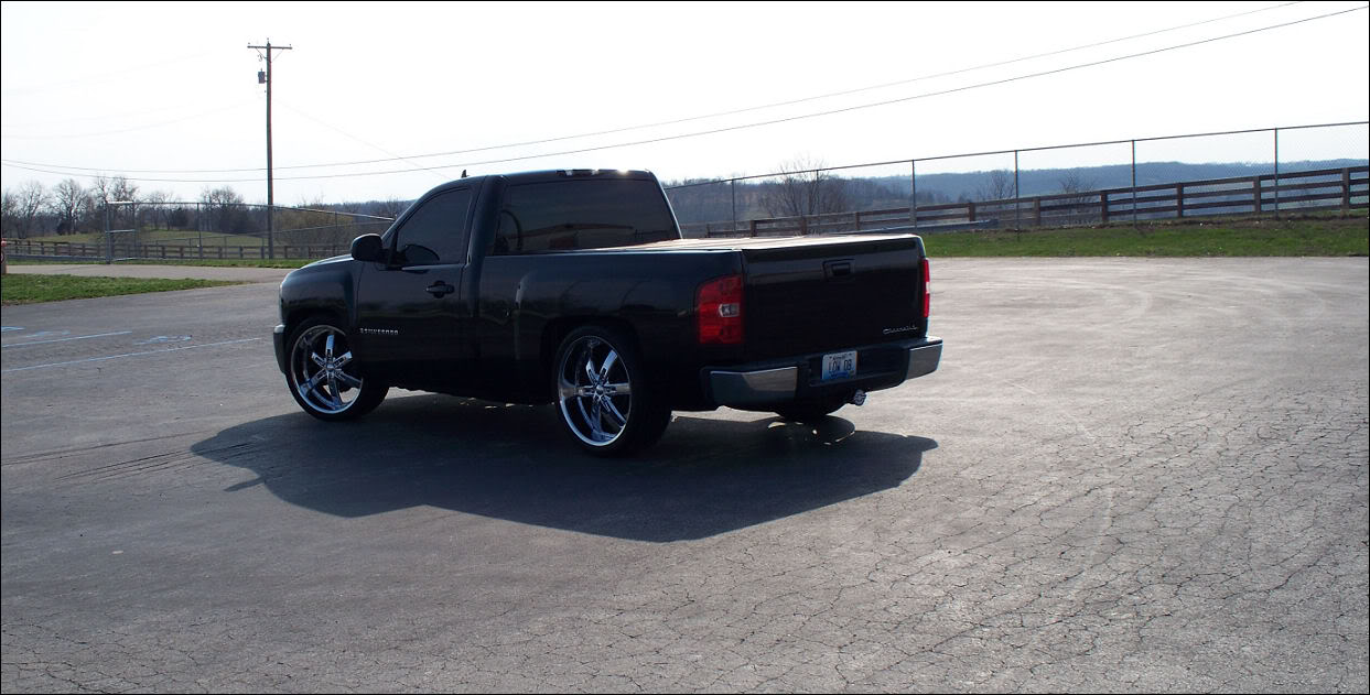 photo 2 Chevrolet Silverado 2500HD custom wheels 24x10.0, ET , tire size 295/35 R24. x ET