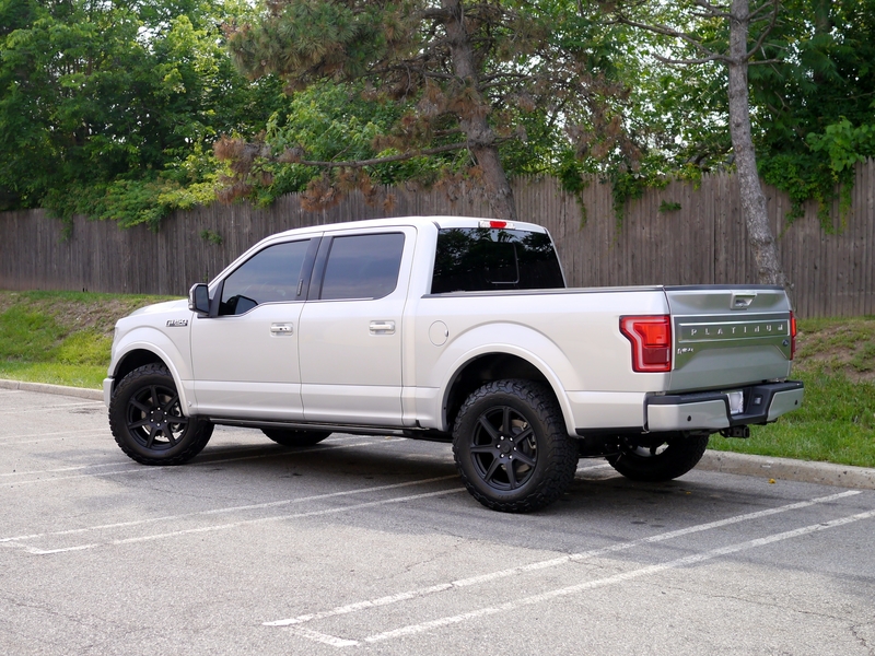photo 2 Ford F-150 custom wheels   20x9.0, ET +35, tire size 285/65 R20. x ET 