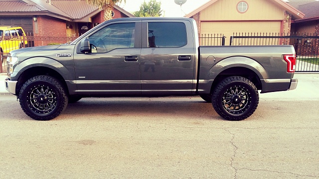 photo 1 Ford F-150 custom wheels Pro Comp LRG 103 18 20x9.0, ET , tire size 285/65 R20. x ET 