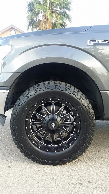 photo 2 Ford F-150 custom wheels Pro Comp LRG 103 18 20x9.0, ET , tire size 285/65 R20. x ET 